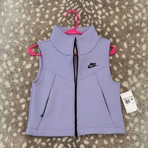 Nike Light Purple Sleeveless Workout Vest